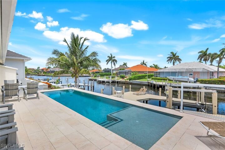 1048 Cottonwood Court  Marco Island FL 34145 photo