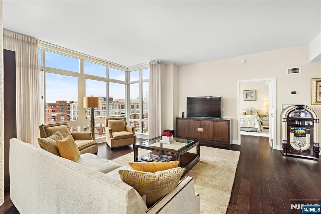 Property Photo: 1100 Maxwell Lane 1213 NJ 07030