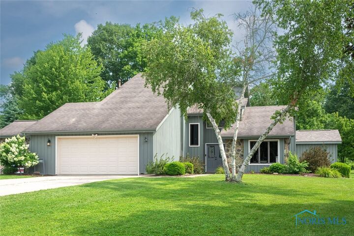 222 Lakeview Drive  Bryan OH 43506 photo