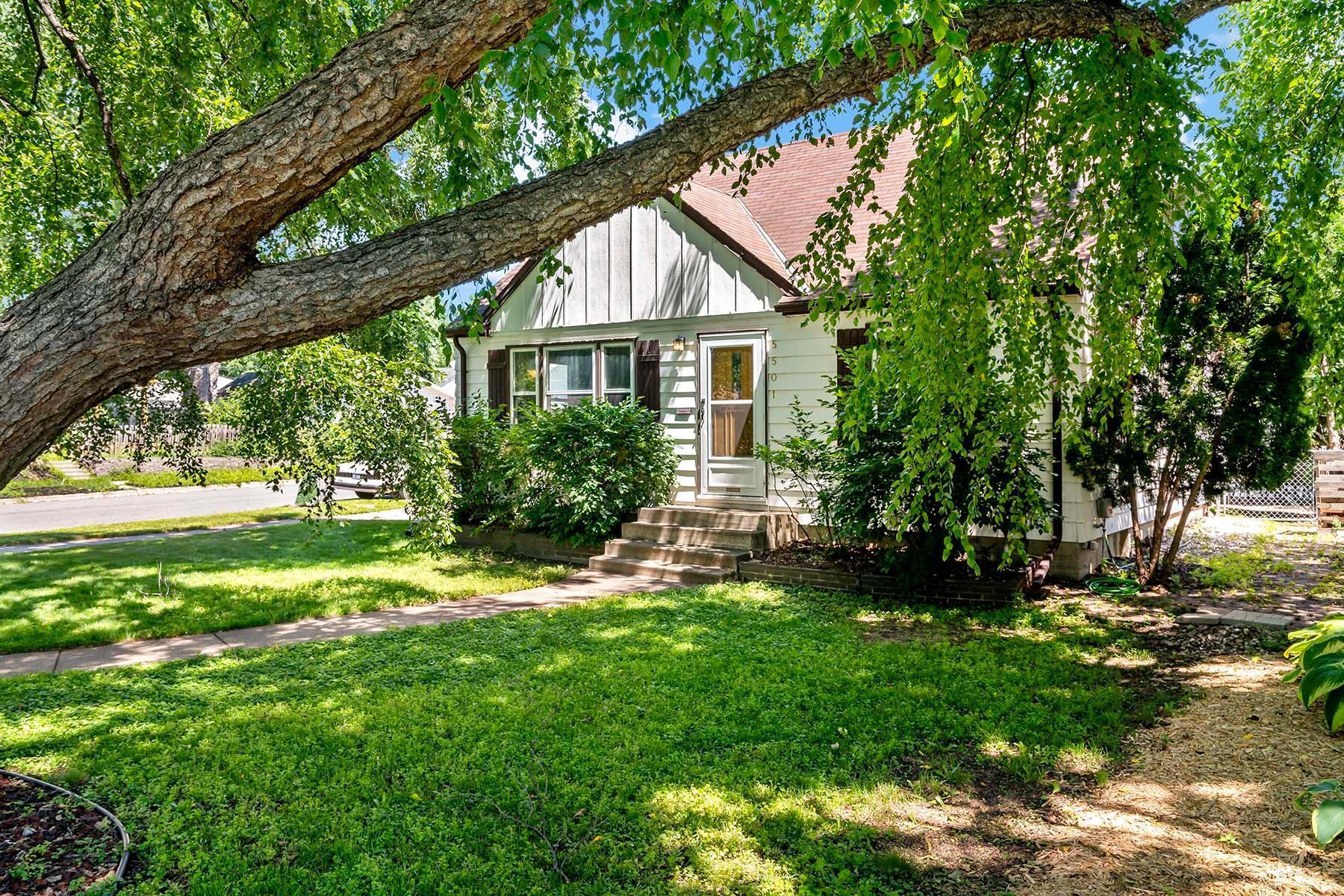 Property Photo: 5501 30th Avenue S MN 55417