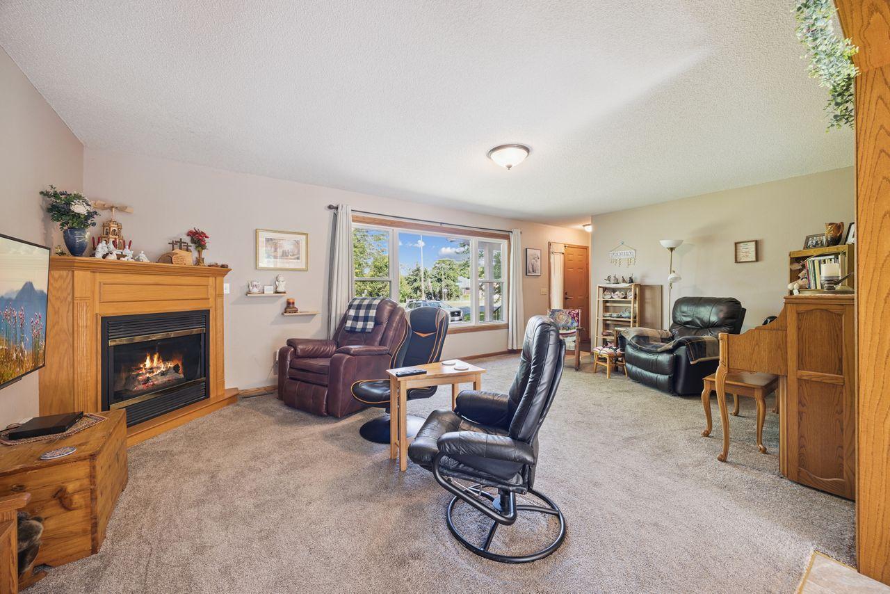 Property Photo: 2466 Imperial Drive MN 56301
