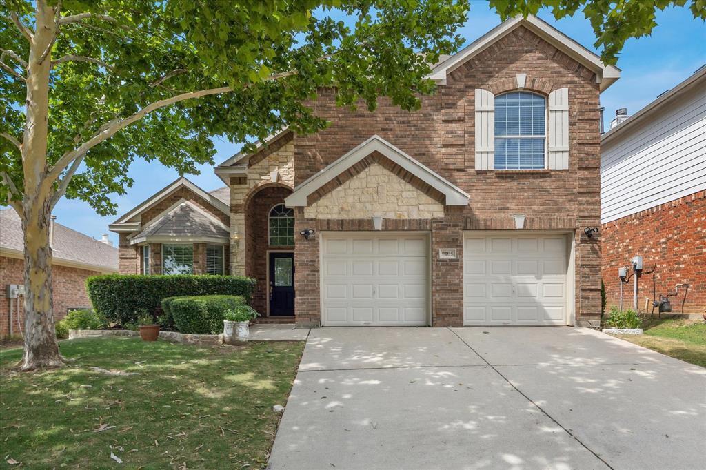 Property Photo: 9105 Hawley Drive TX 76244