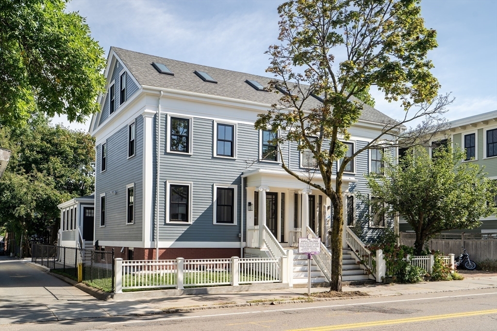 Property Photo:  196 Prospect St  MA 02139 