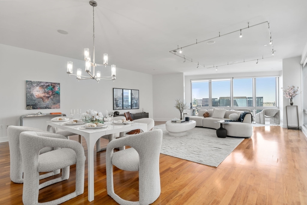 Property Photo: 500 Atlantic Ave 18P MA 02210