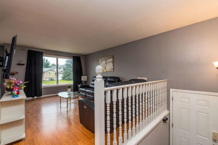 Photo de la propriété: 3106 46 Avenue SK S9V 1Y1