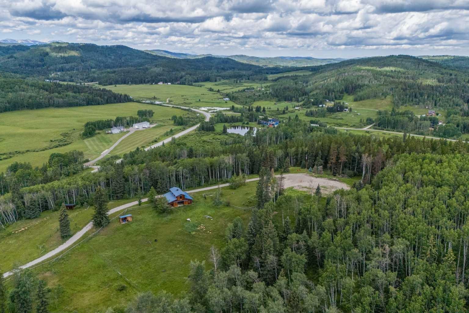 Photo de la propriété: 242118 Highway 762 AB T0L 1K0