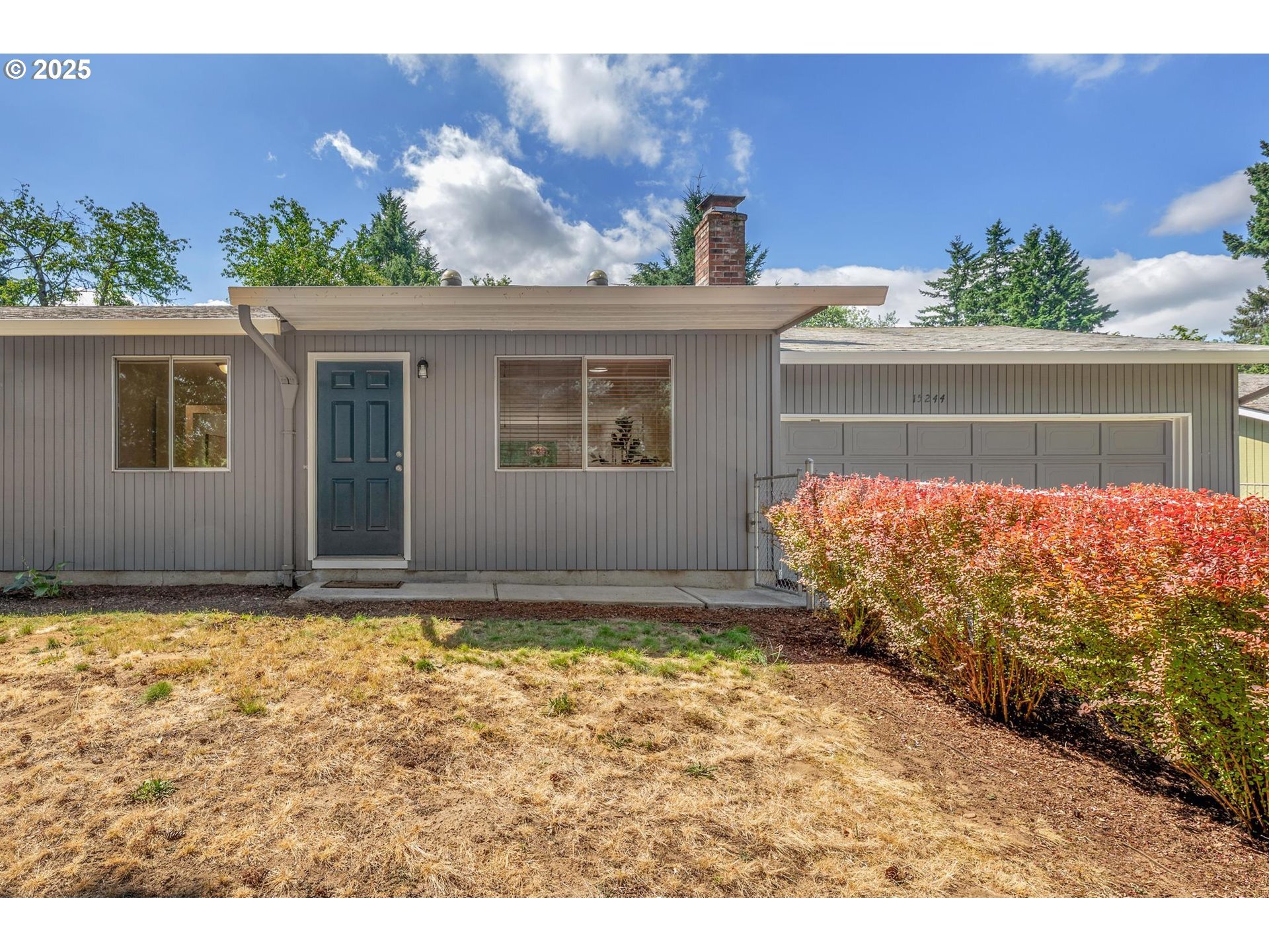 Property Photo: 15244 NE Beech Ct OR 97230