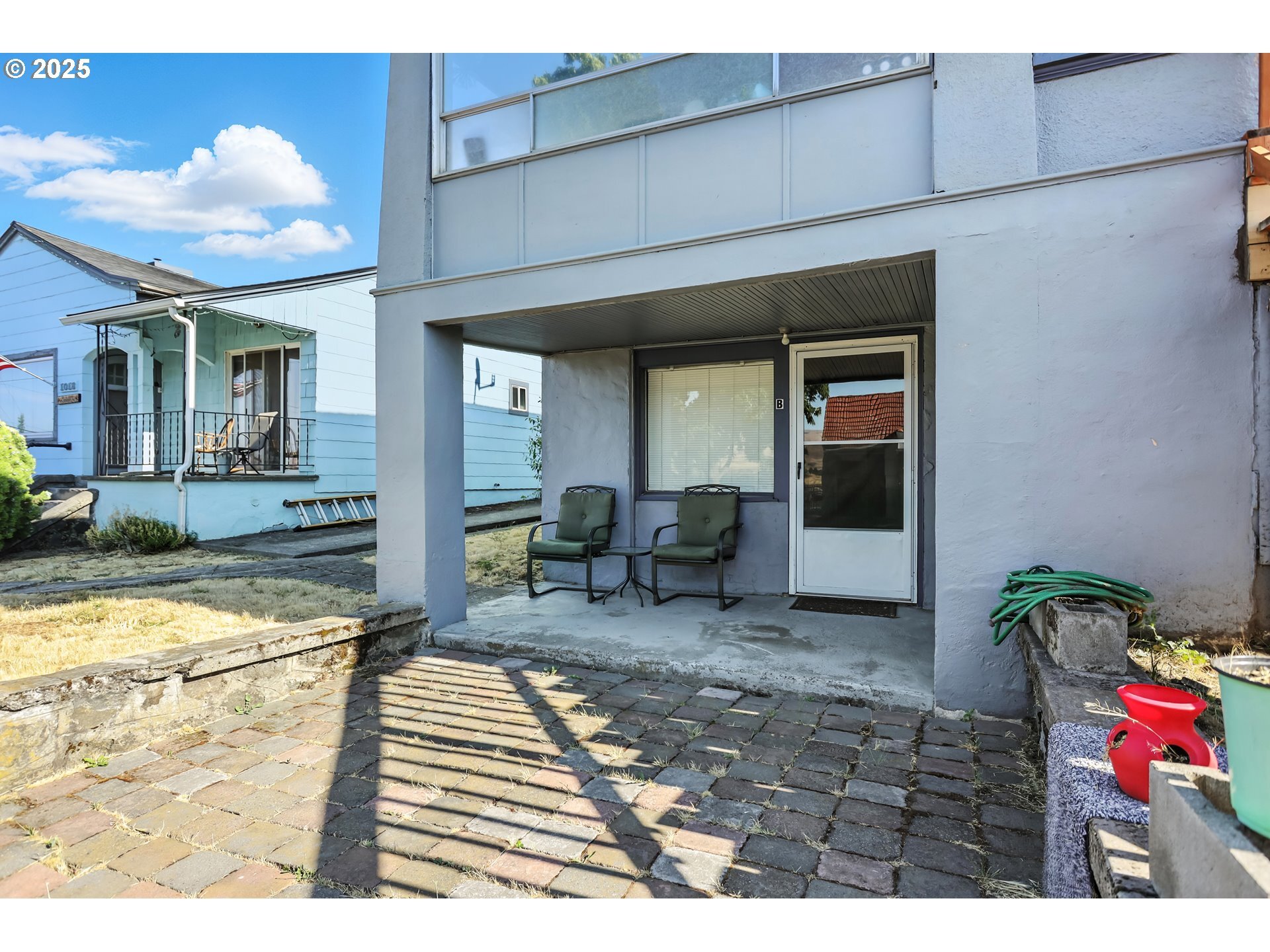 Property Photo:  1014 E 7th St  OR 97058 