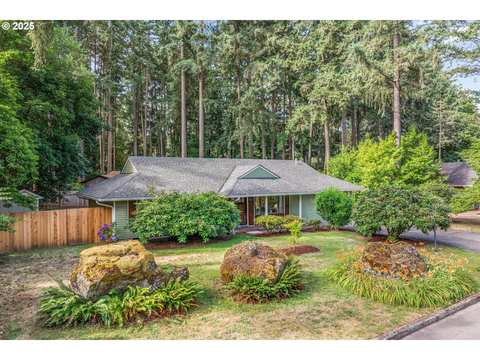 Property Photo: 5132 Timbergrove St OR 97035