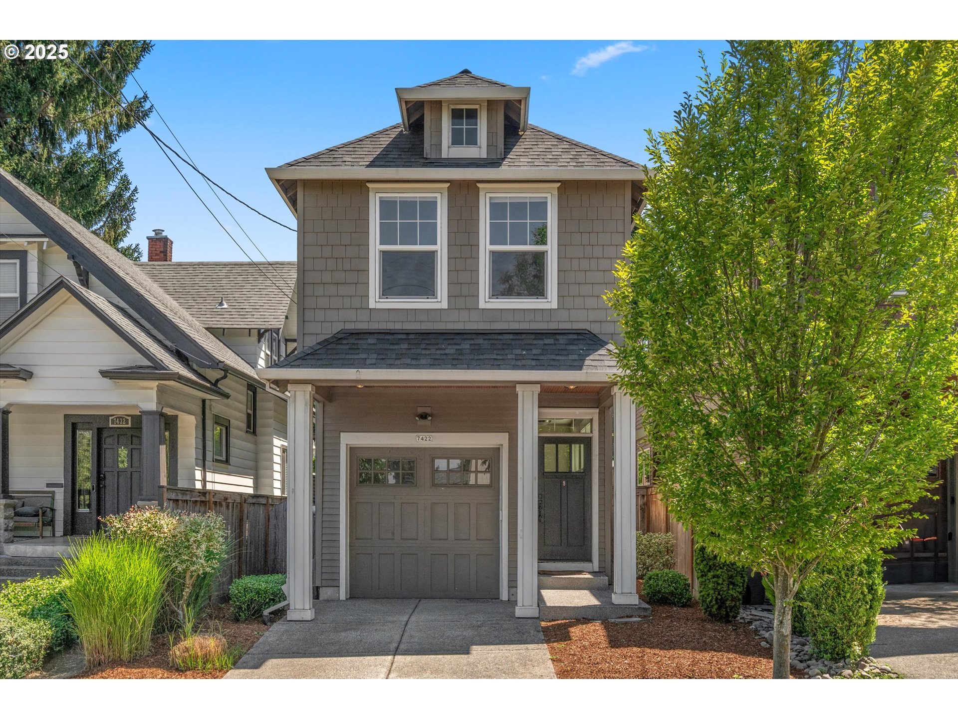 7422 N Williams Ave  Portland OR 97217 photo