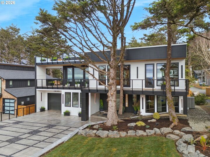 Property Photo:  1659 Forest Lawn Rd  OR 97110 