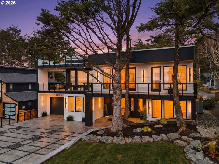 Property Photo:  1659 Forest Lawn Rd  OR 97110 