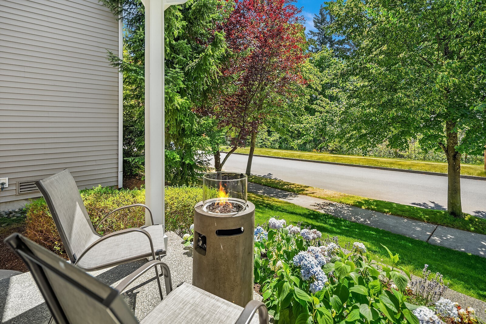 Property Photo: 6524 Silent Creek Avenue SE WA 98065