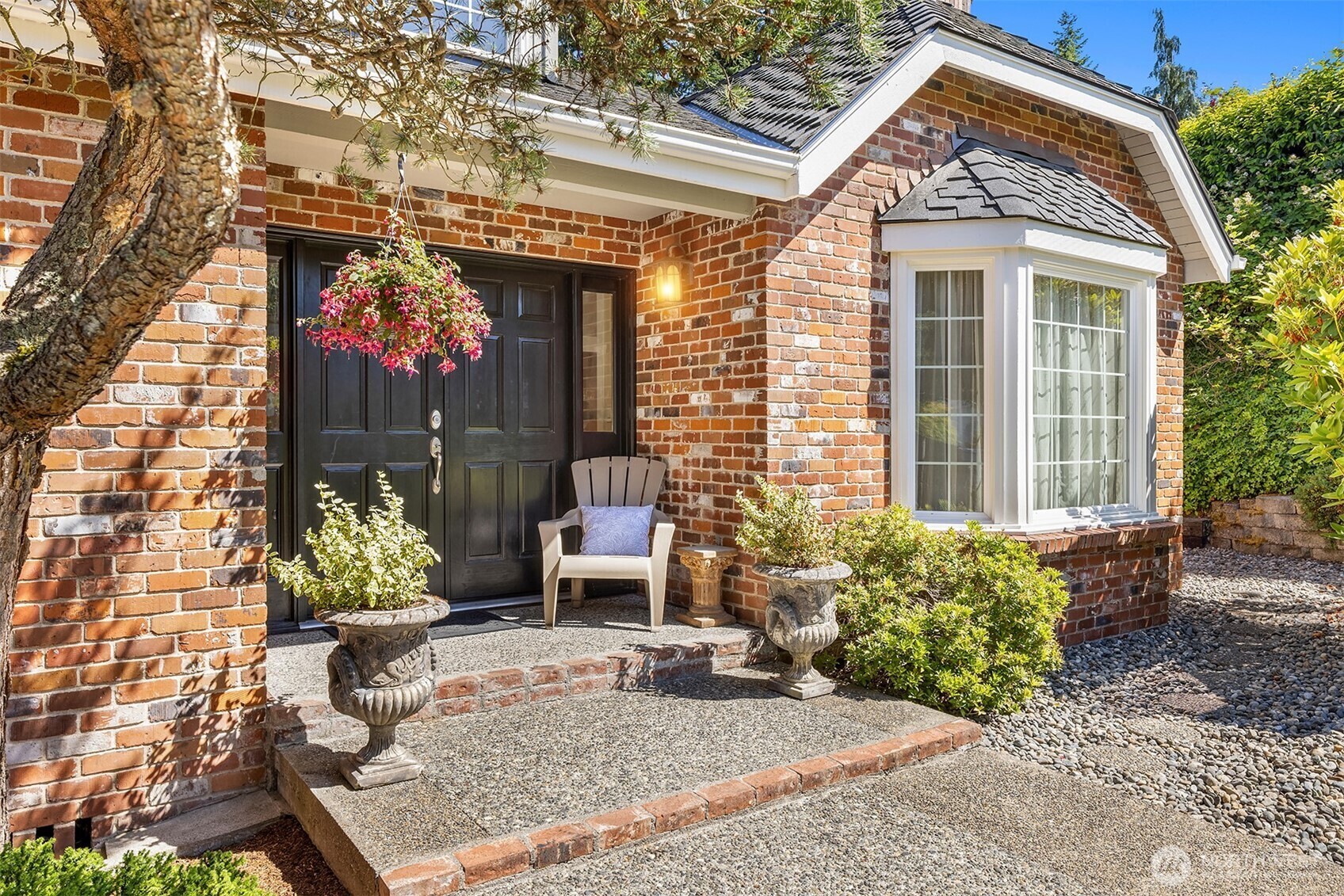 Property Photo: 6403 146th Street SW WA 98026