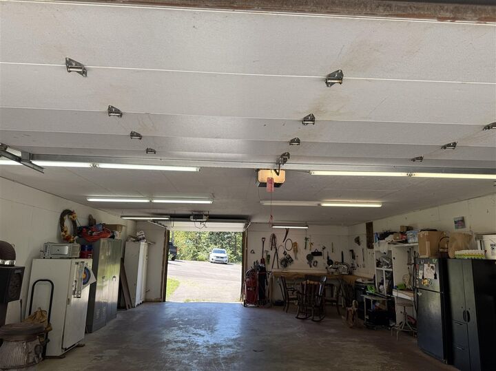 Property Photo:  1933 Martin Pierce Road  KY 42729