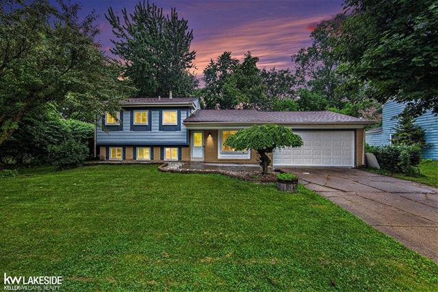 Property Photo: 3675 Anvil Drive MI 48083