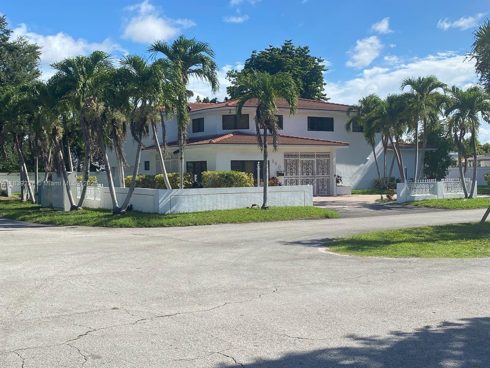 Property Photo: 290 NE 108th St FL 33161