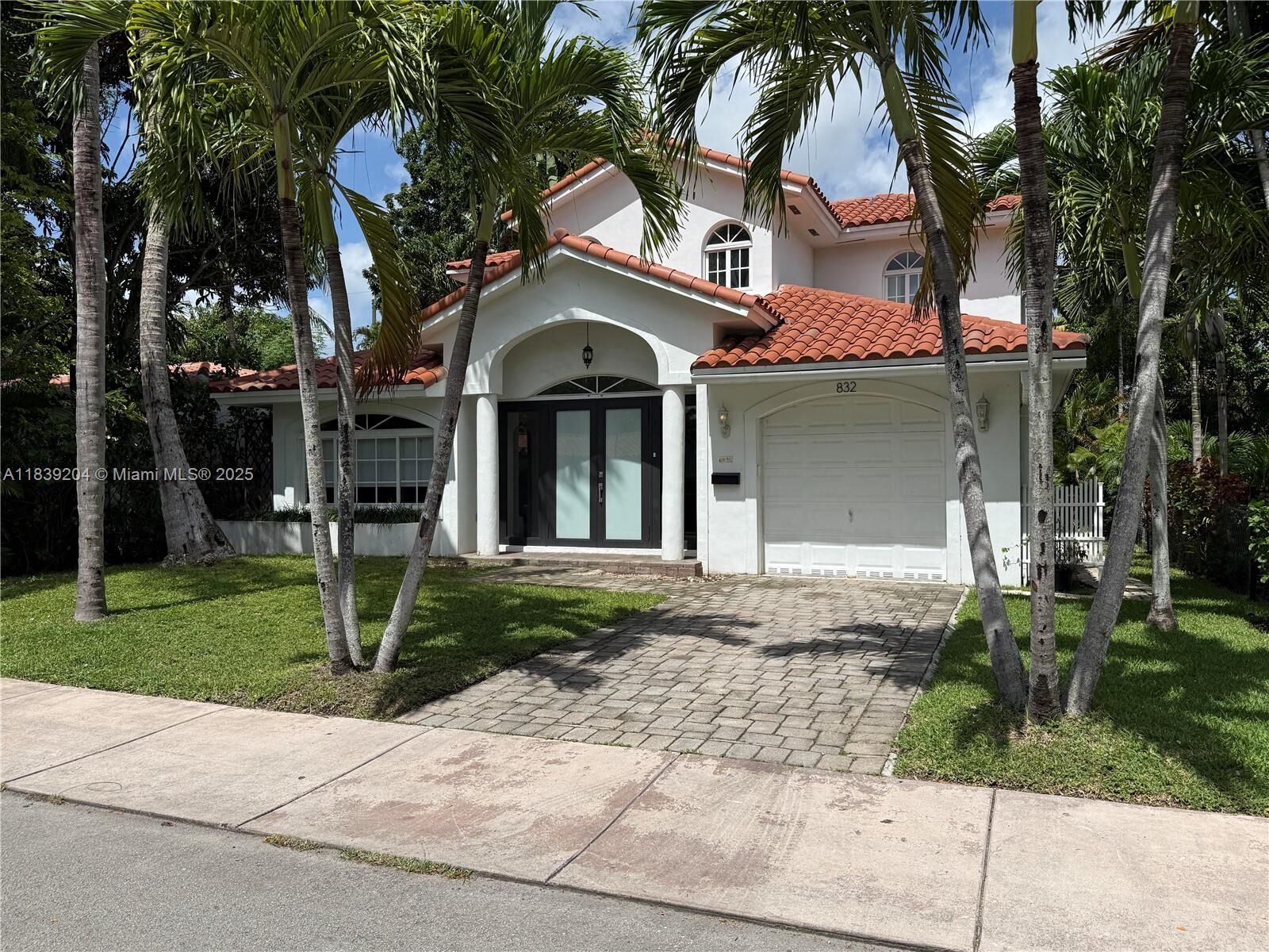 Property Photo:  832 Wallace Street  FL 33134 