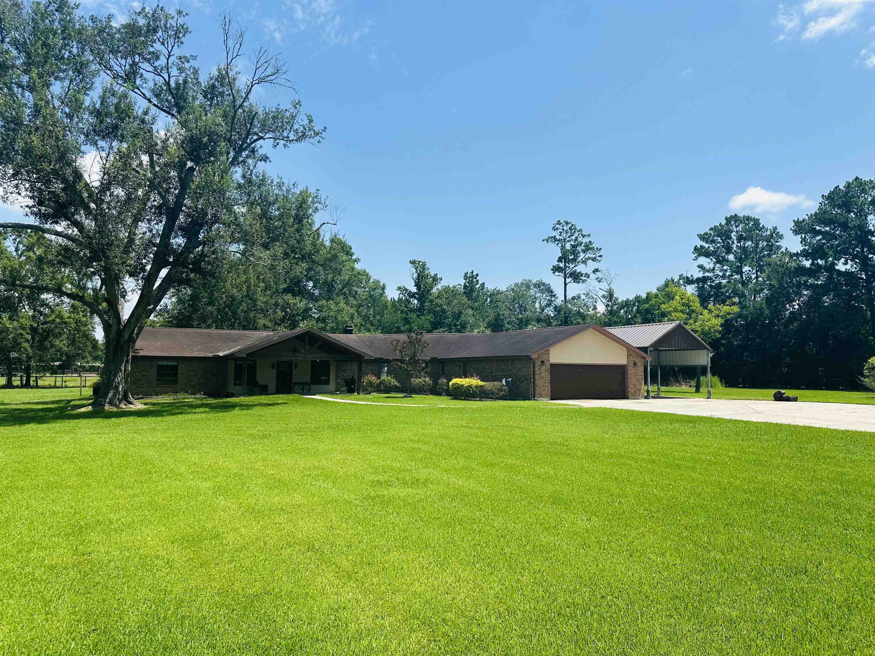 Property Photo:  8688 Linscomb Rd.  TX 77632 