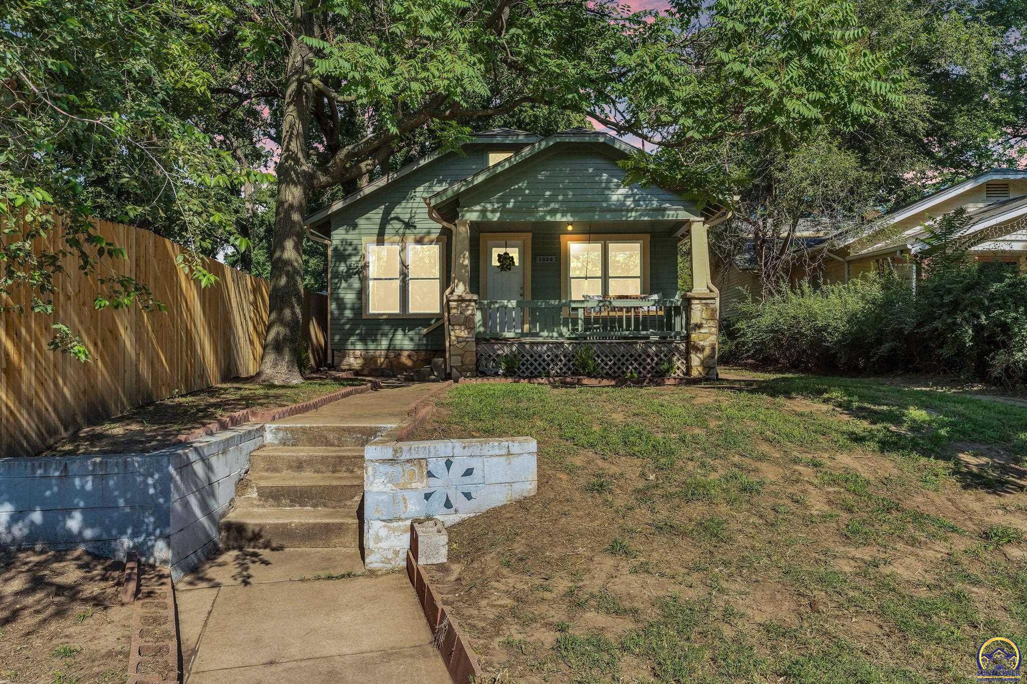 Property Photo:  1320 NW Central Ave  KS 66608 