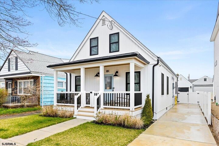 Property Photo: 121 N Gladstone Ave NJ 08402