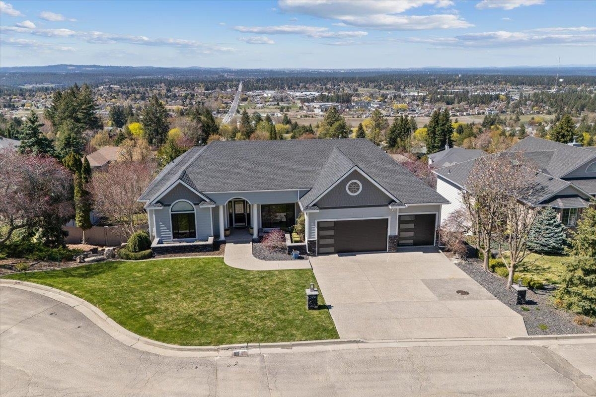Property Photo:  5106 E Glennaire Dr  WA 99223 