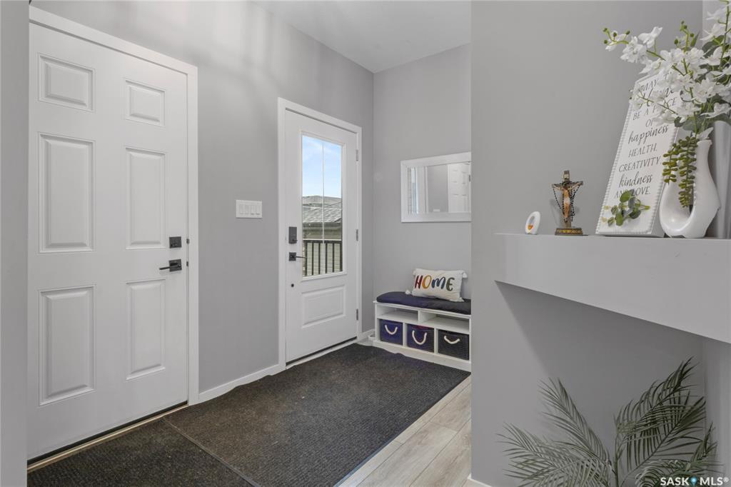 Property Photo: 454 Aniskotaw Way SK S7V 1M3