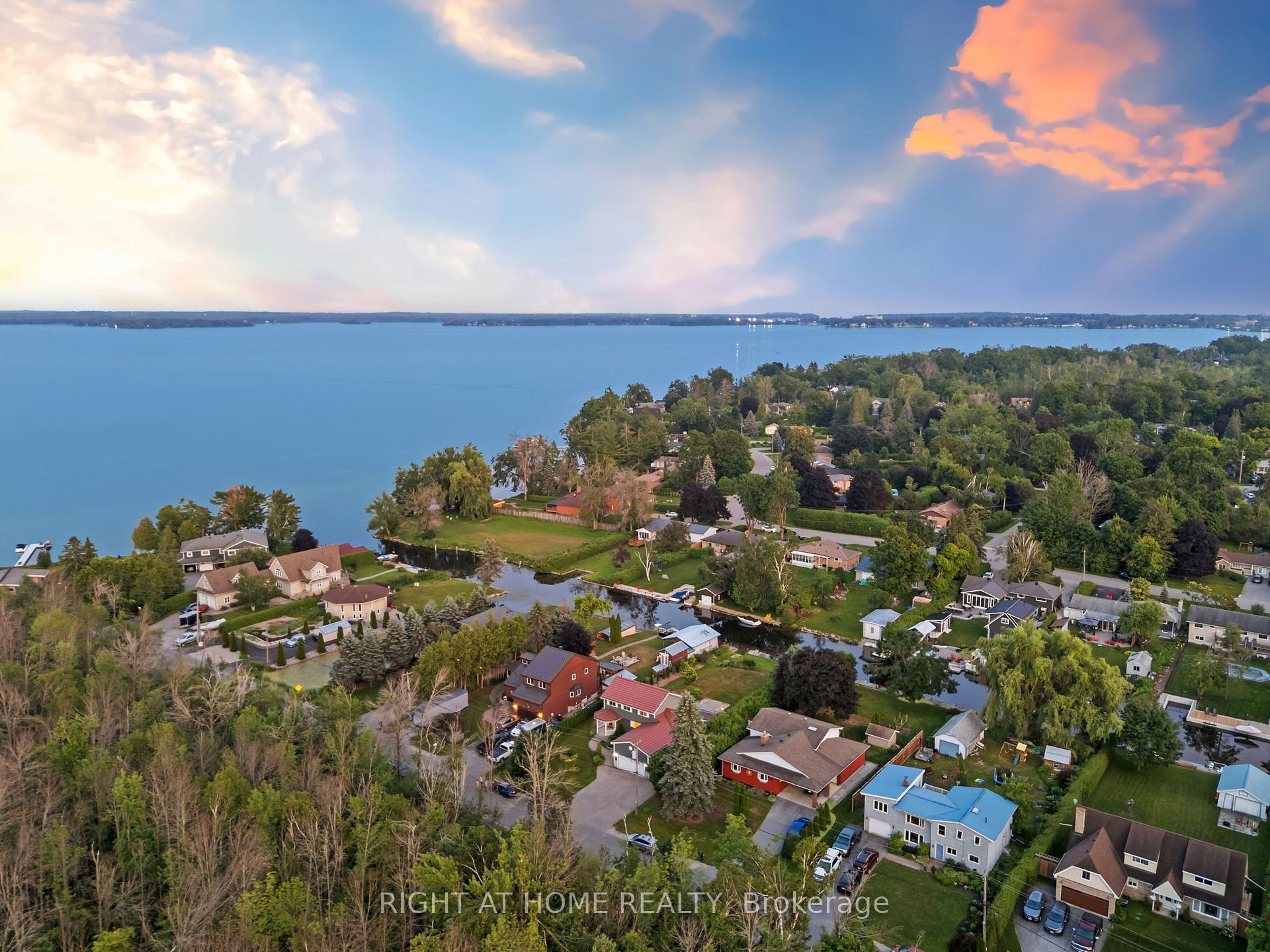 Photo de la propriété: 1415 Cunningham Crescent ON L3V 7E1