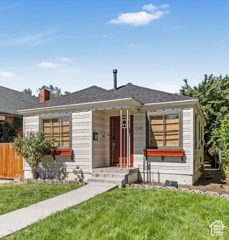 Property Photo:  1332 S 200 E  UT 84115