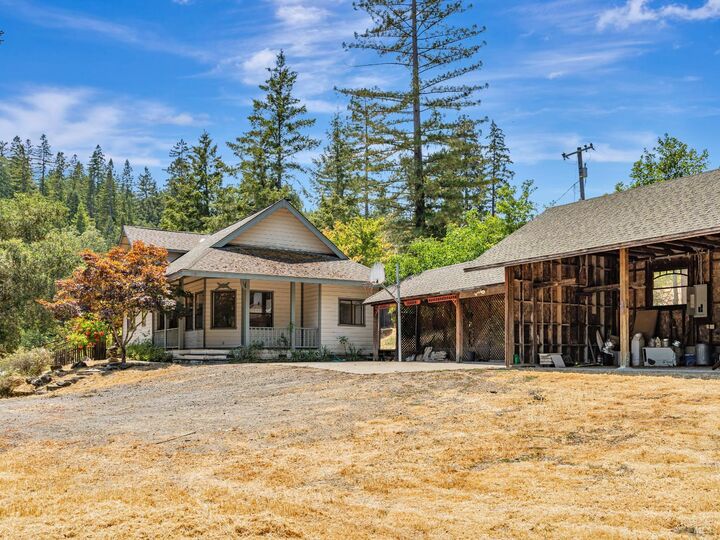 Property Photo: 480 Pearl Street CA 95421