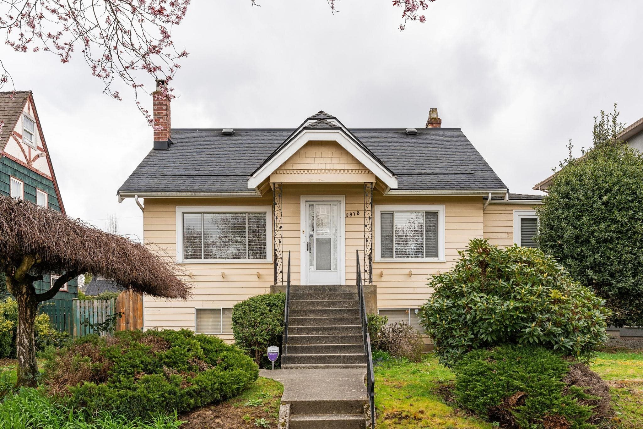 Property Photo:  5878 Arlington Street  BC V5R 4N3 