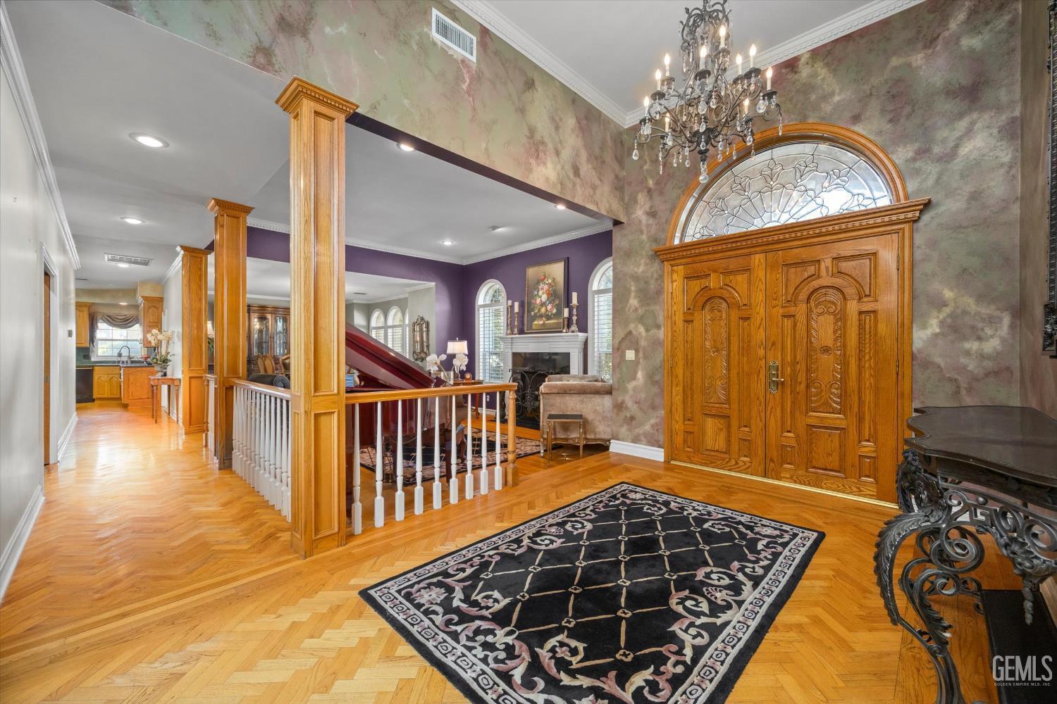 Property Photo: 8905 Saint Cloud Lane CA 93311