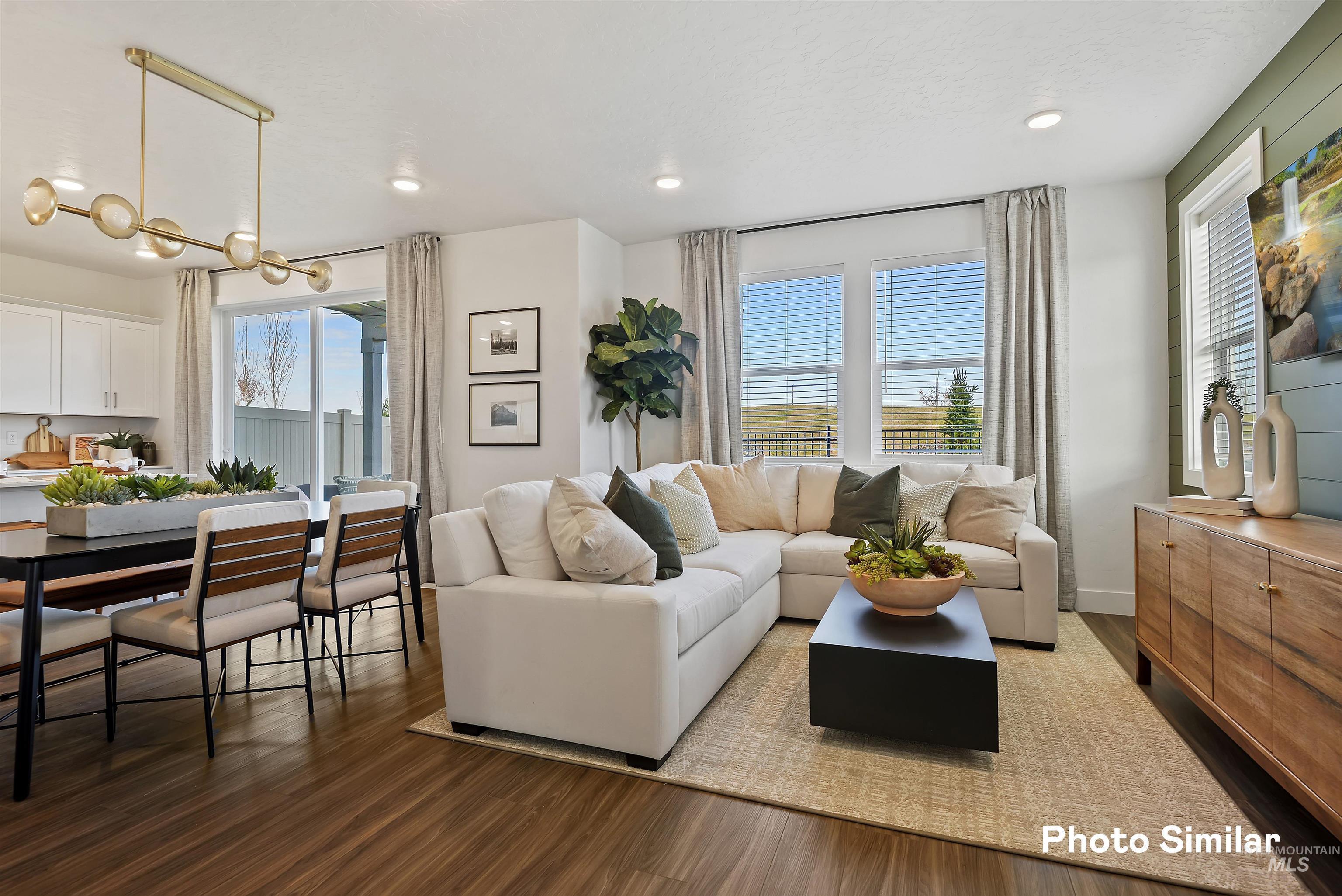 Property Photo: 8191 W Grey Alder Dr ID 83616