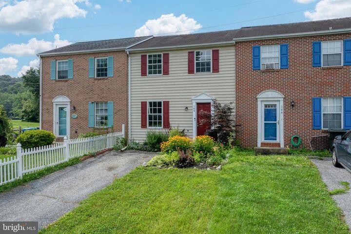 146 Stone House Lane  Columbia PA 17512 photo