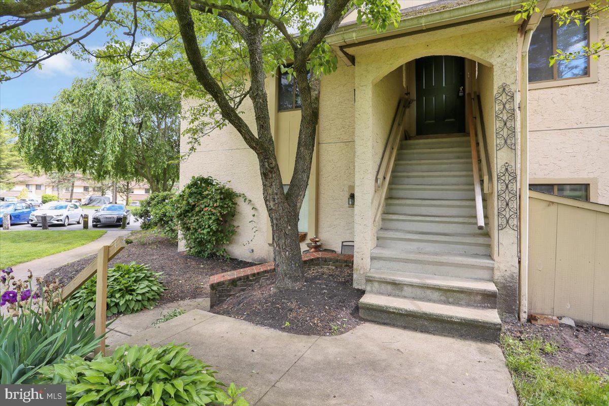 Property Photo: 10 Pine Woods Court PA 19607