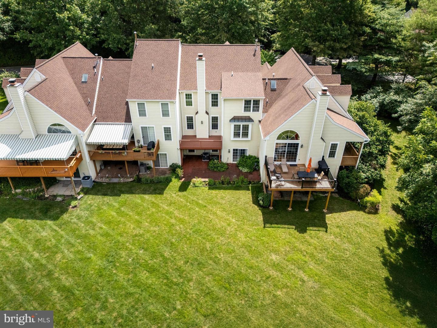 Property Photo: 721 Kincaid Mills Lane PA 19086