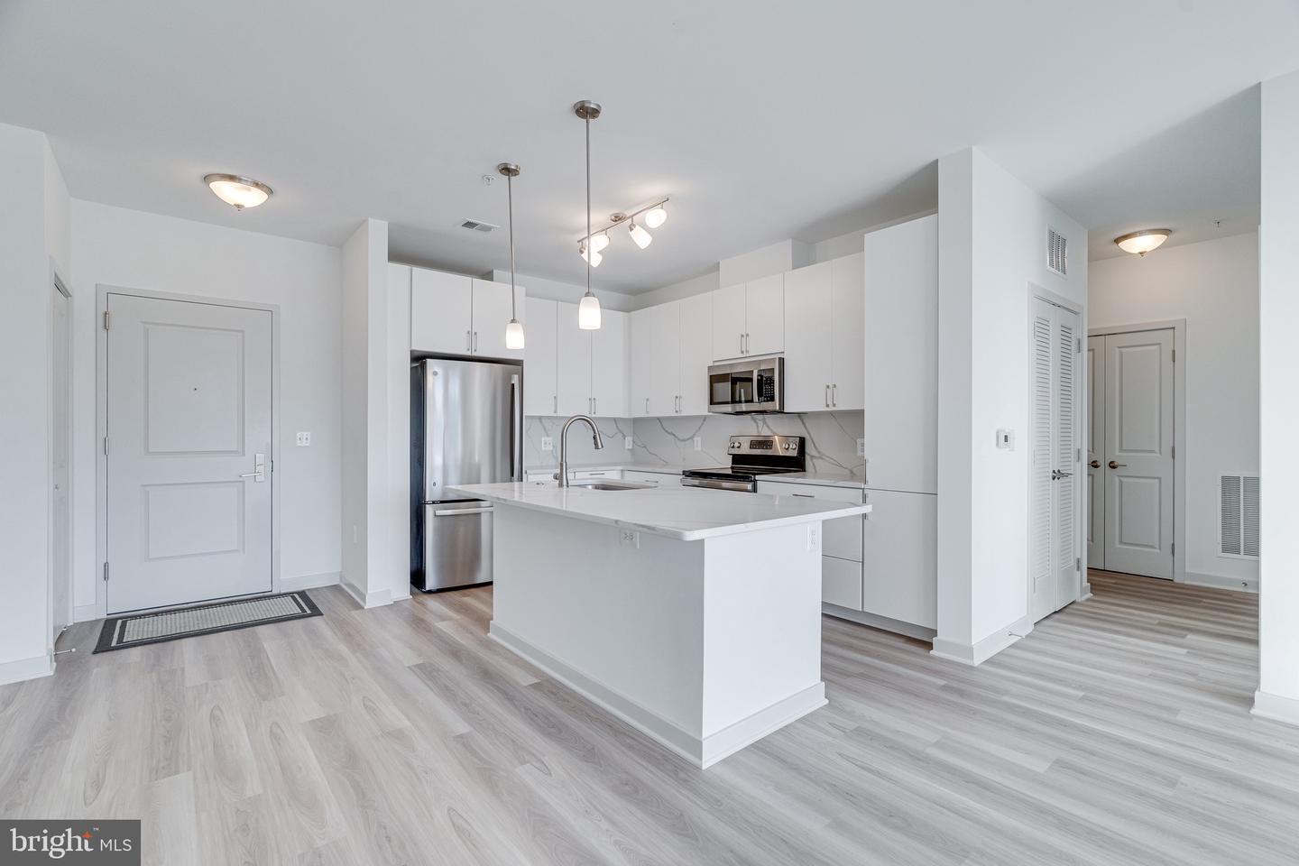 Property Photo: 10755 Fairgrounds Drive 326 VA 22030