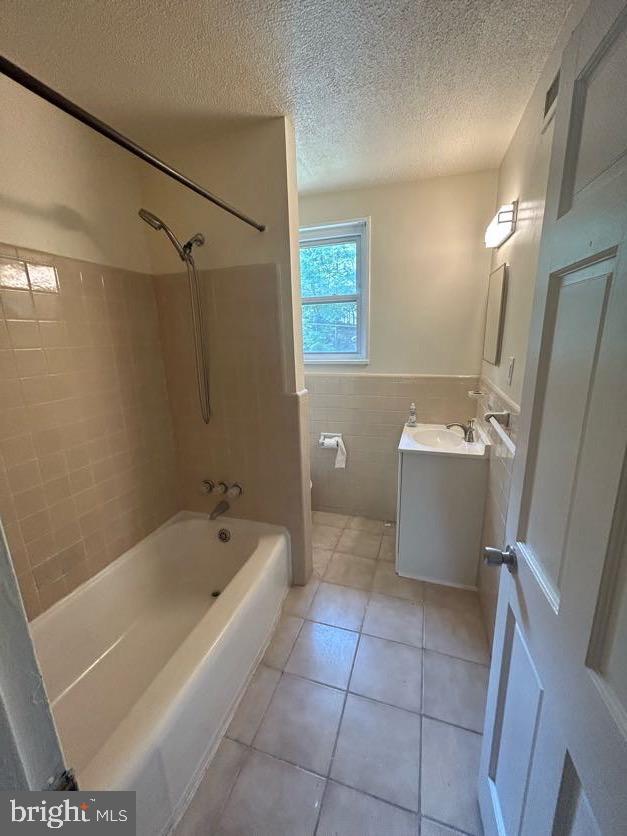 Property Photo: 210 Varnum Street NE DC 20011