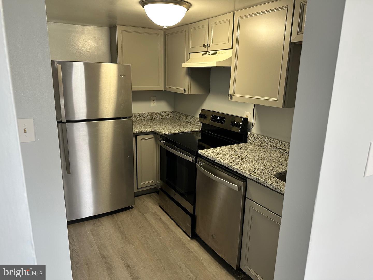 Property Photo:  9515 Hagel Circle 03/B  VA 22079 
