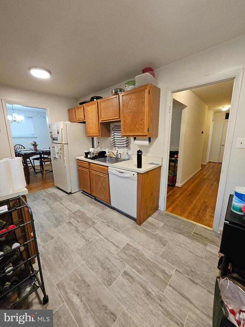 Property Photo: 3316 13th Street N 2nd Floor VA 22201