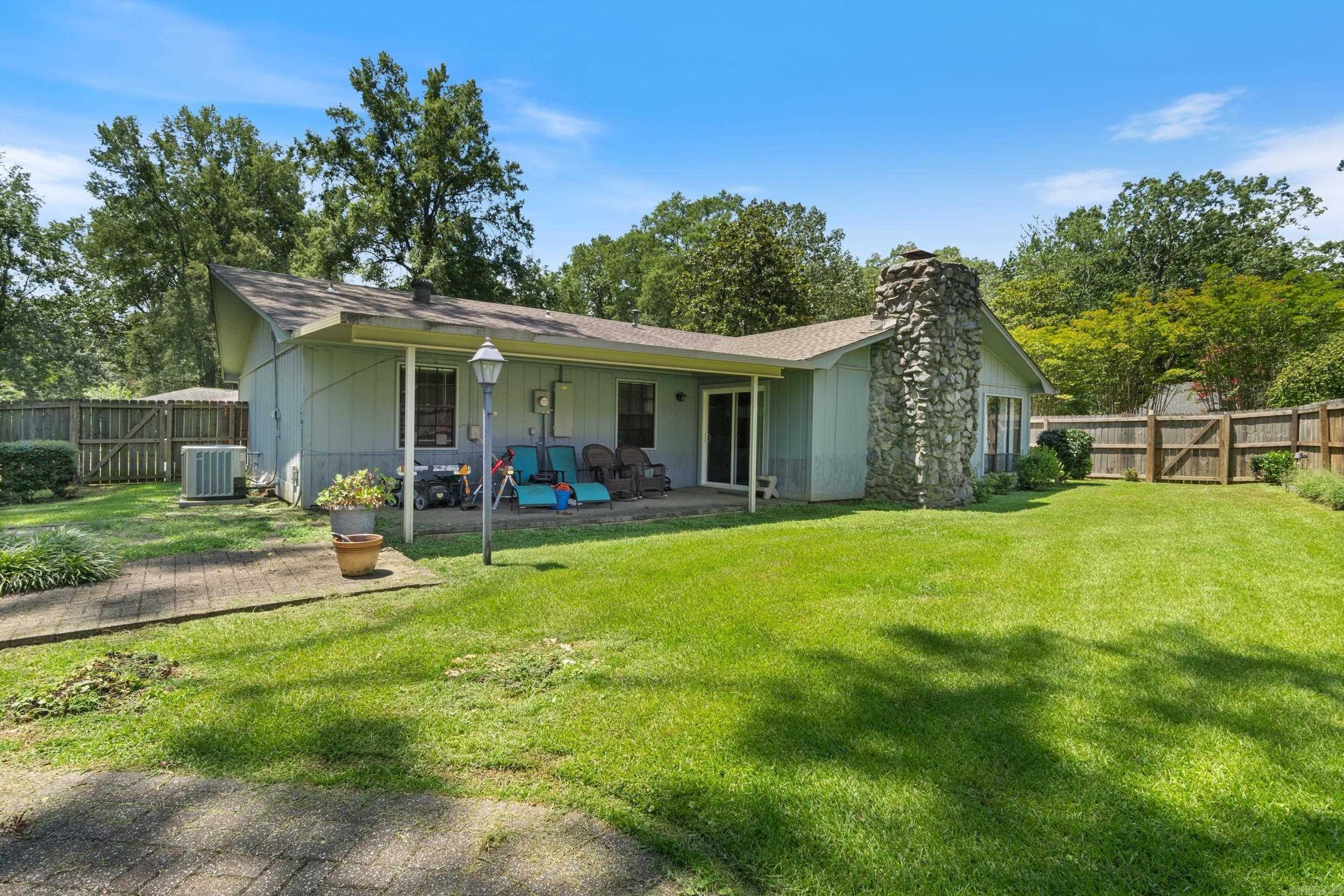 Property Photo: 8 Smoking Oaks Road AR 72034
