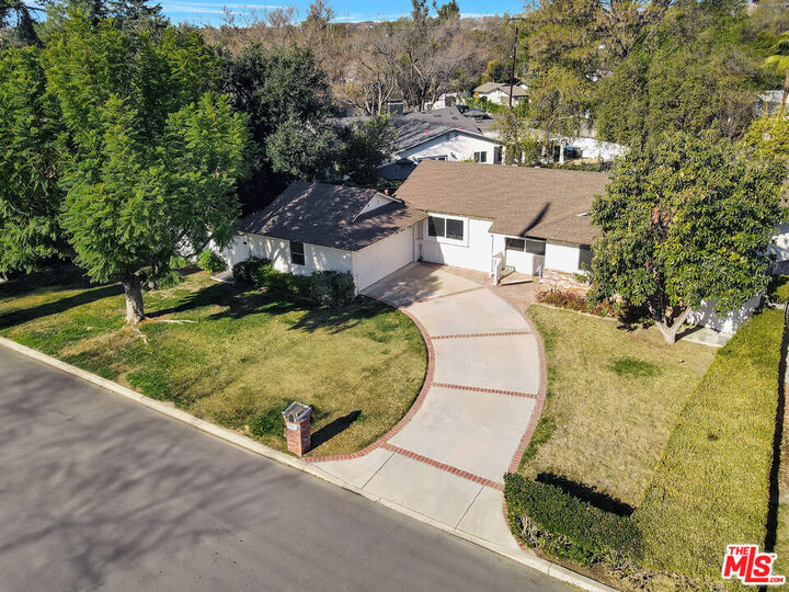 Property Photo:  23153 Gonzales Dr  CA 91367 