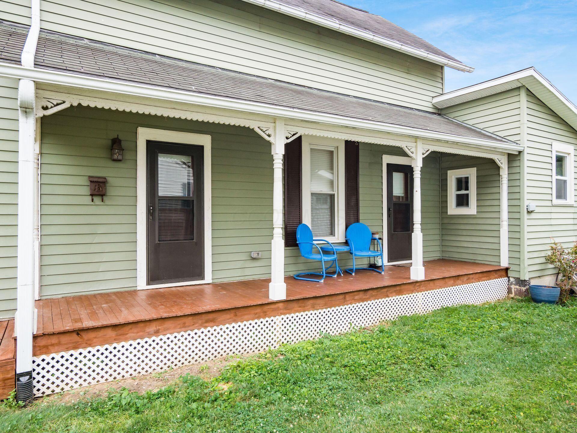 Property Photo:  317 S Walnut Street  OH 43040 