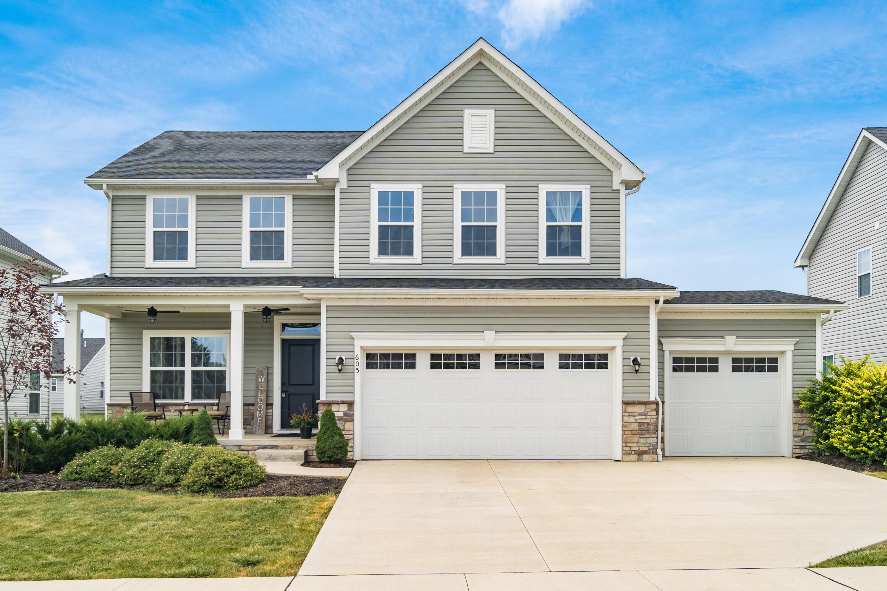 Property Photo: 605 Bermuda Way OH 43040