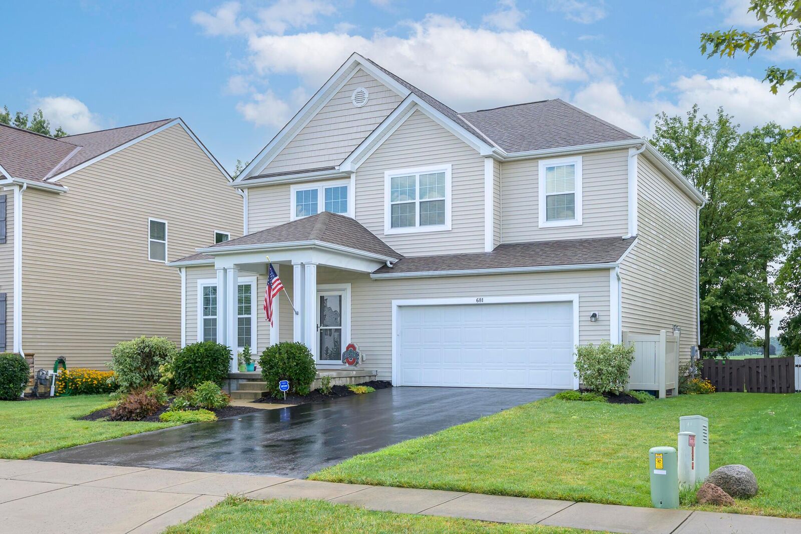 Property Photo: 681 Deer Run Drive OH 43040
