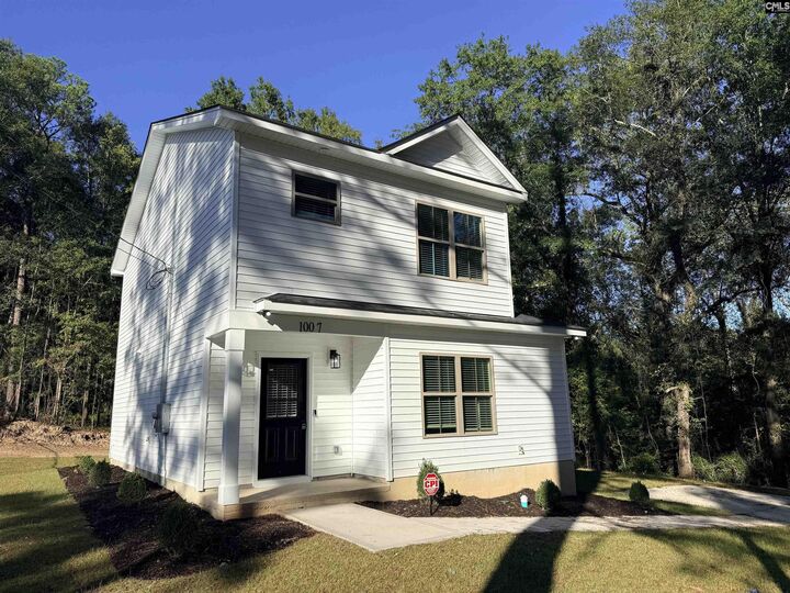 Property Photo: 1007 Pineland SC 29203