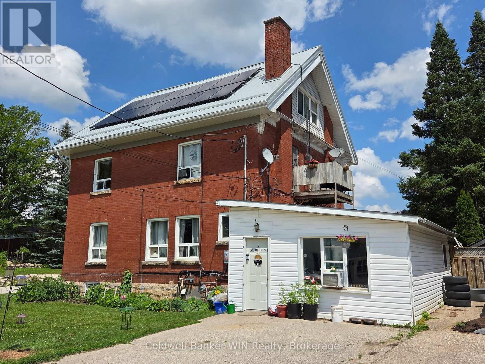 Photo de la propriété: 211 Mill Street East ON N0G 1R0
