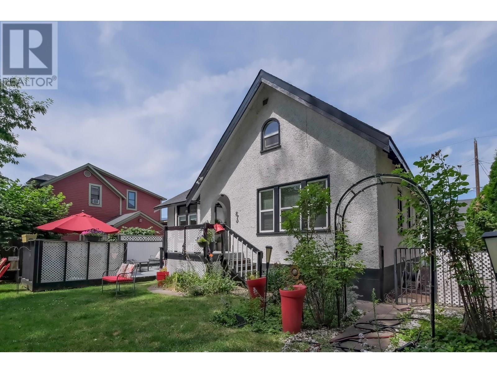 Photo de la propriété: 870 Bernard Avenue BC V1X 6P5