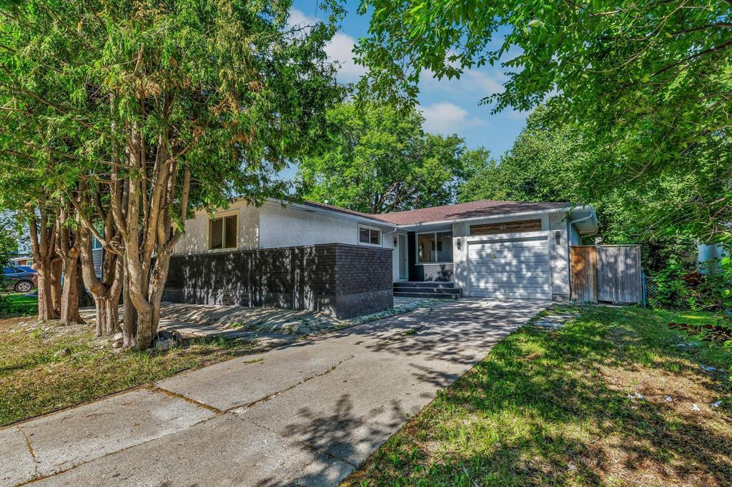 Property Photo: 66 Ryerson Avenue MB R3T 3W1