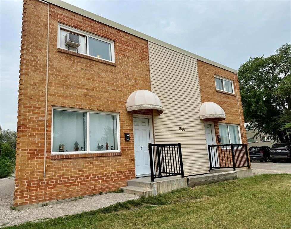 Photo de la propriété: 944 Archibald Street MB R2J 0Z1